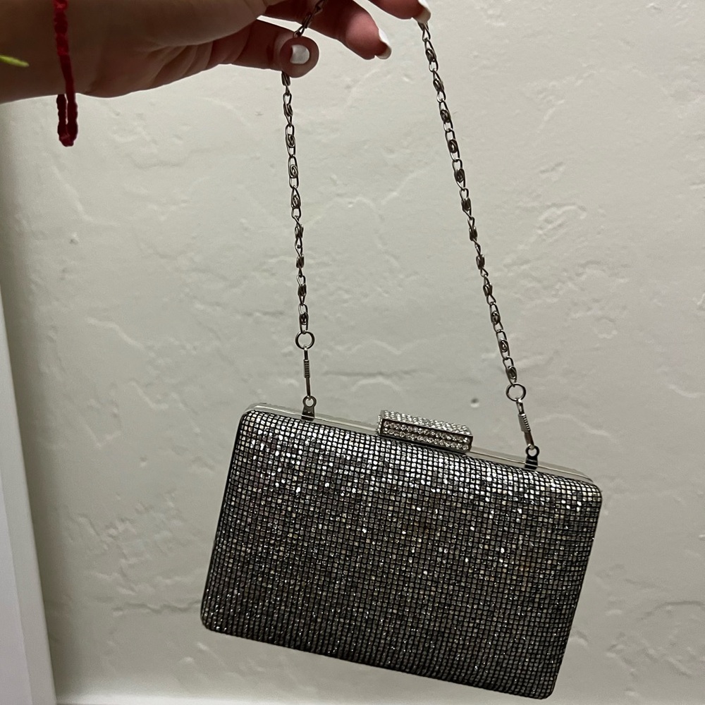 Party clutch